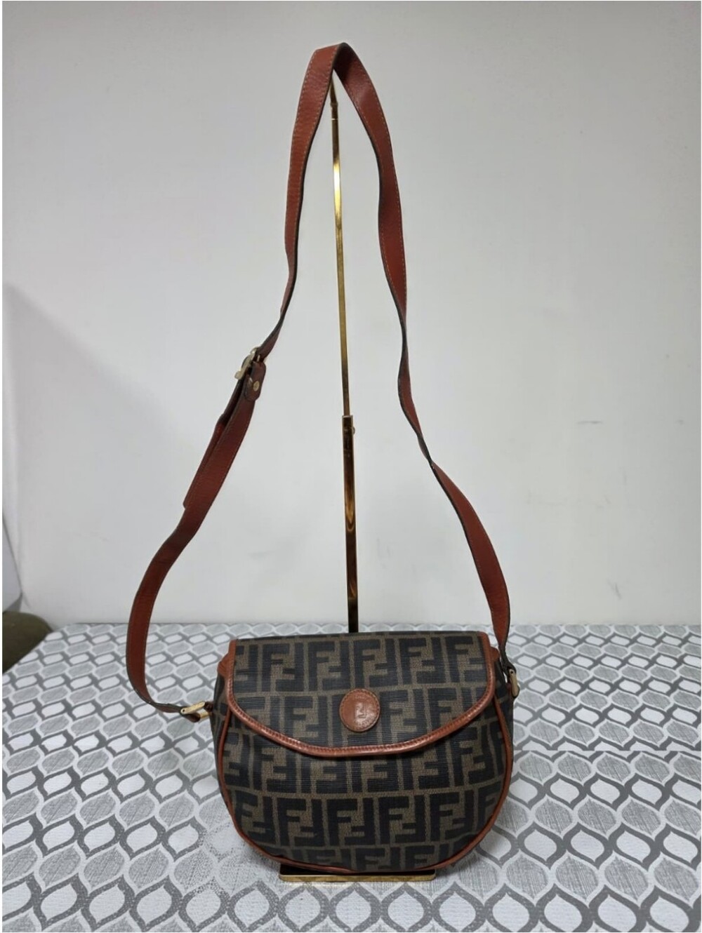 Fendi Vintage Crossbody Bag Black/Brown
